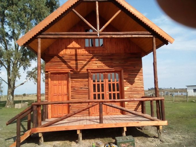 31 m2 y 31 m2 entrepiso mas deck adicional, contruida en Cebollatí, Rocha, Uruguay.